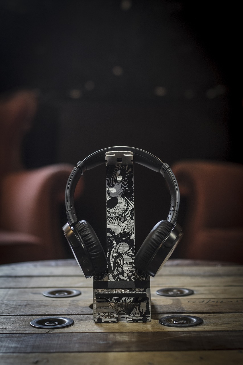 headset, headphones, music, audio, listen, microphone, sound, entertainment, technology, equipment, dj, bluetooth, hearing, mp3, mic, radio